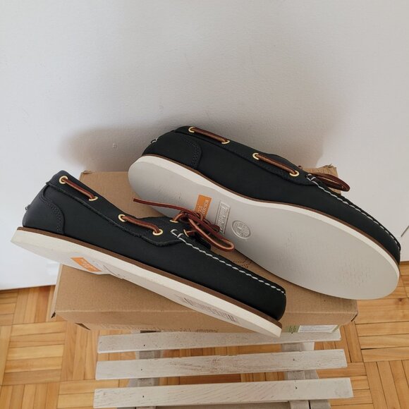 NEW WITH TAGS Timberland Women's Black Leather Boat Shoes-9.5 - Picture 5 of 9
